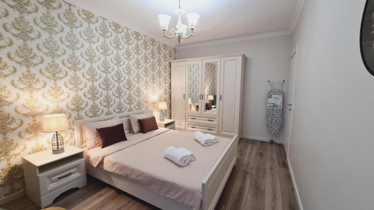 Apartamento 5* Luxury Near Avram Iancu Sq New. Private Parking Cluj-Napoca Exterior foto